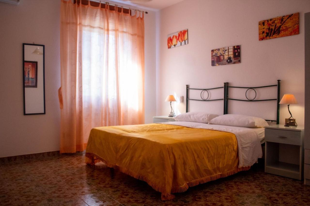 Beb Cariddi Bed & Breakfast Otranto Bagian luar foto